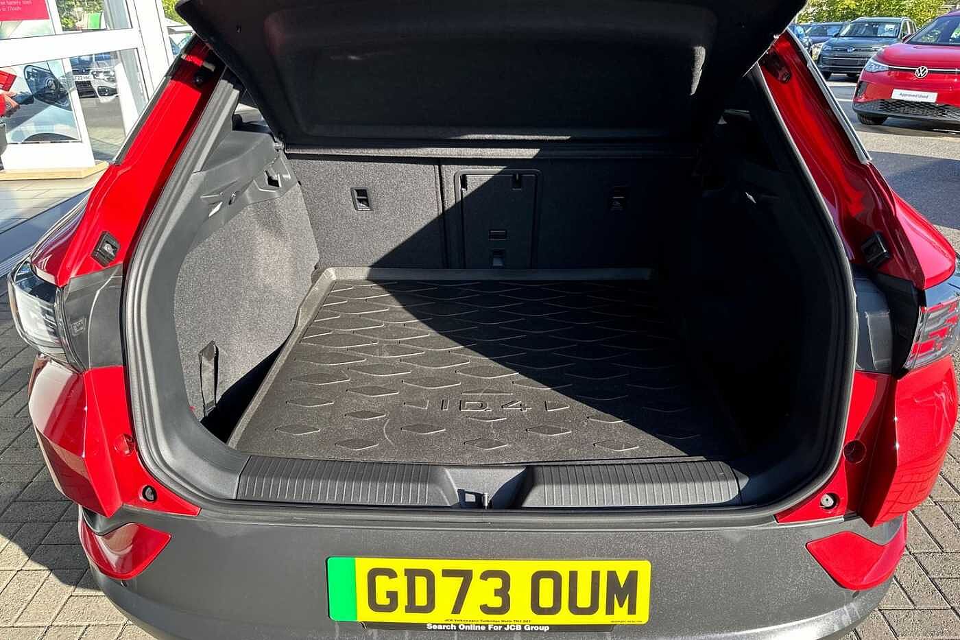 Volkswagen ID.4 Max 77kWh Pro Performance 204PS Auto 5 Dr