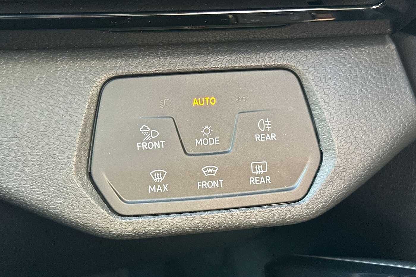 Volkswagen ID.4 Max 77kWh Pro Performance 204PS Auto 5 Dr